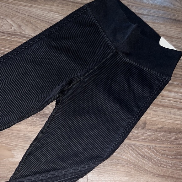 Aerie ribbed big chill legging - Picture 6 of 8